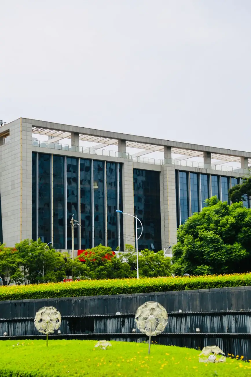 厨房清洁用品选购要点：从材质到功能的多维度对比分析